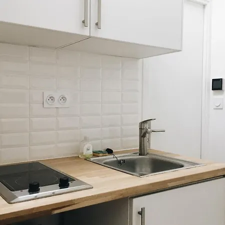 Apartament Very Bright Studio Near Champs-elysees *